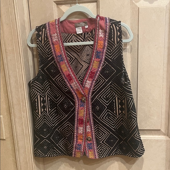 Embroidered Black and Pink Women's Vest - Picture 1 of 3
